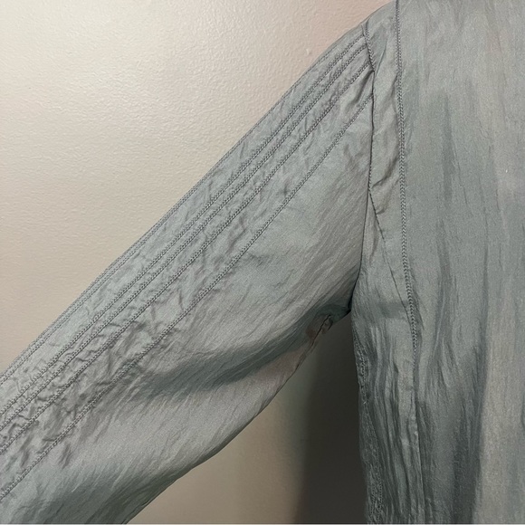 NWT Eileen Fisher Silver Grey 100% Silk Embroidered Open Jacket Size Small - Picture 6 of 16